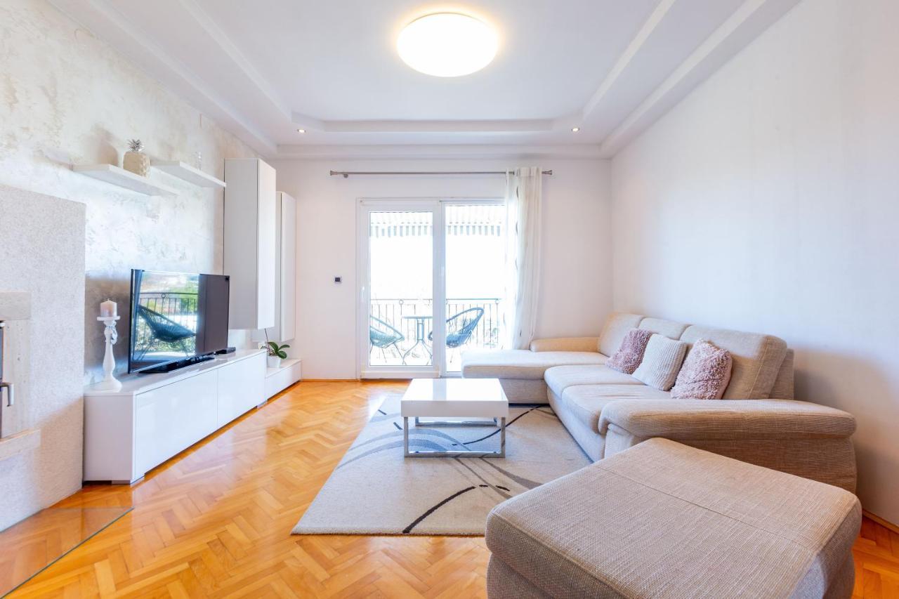 Rs Two Bedroom Apartment Sukošan Kültér fotó