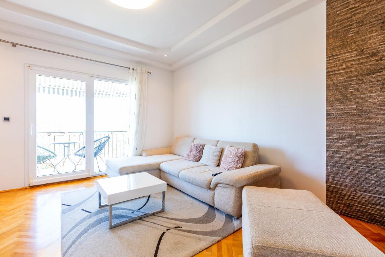 Rs Two Bedroom Apartment Sukošan Kültér fotó