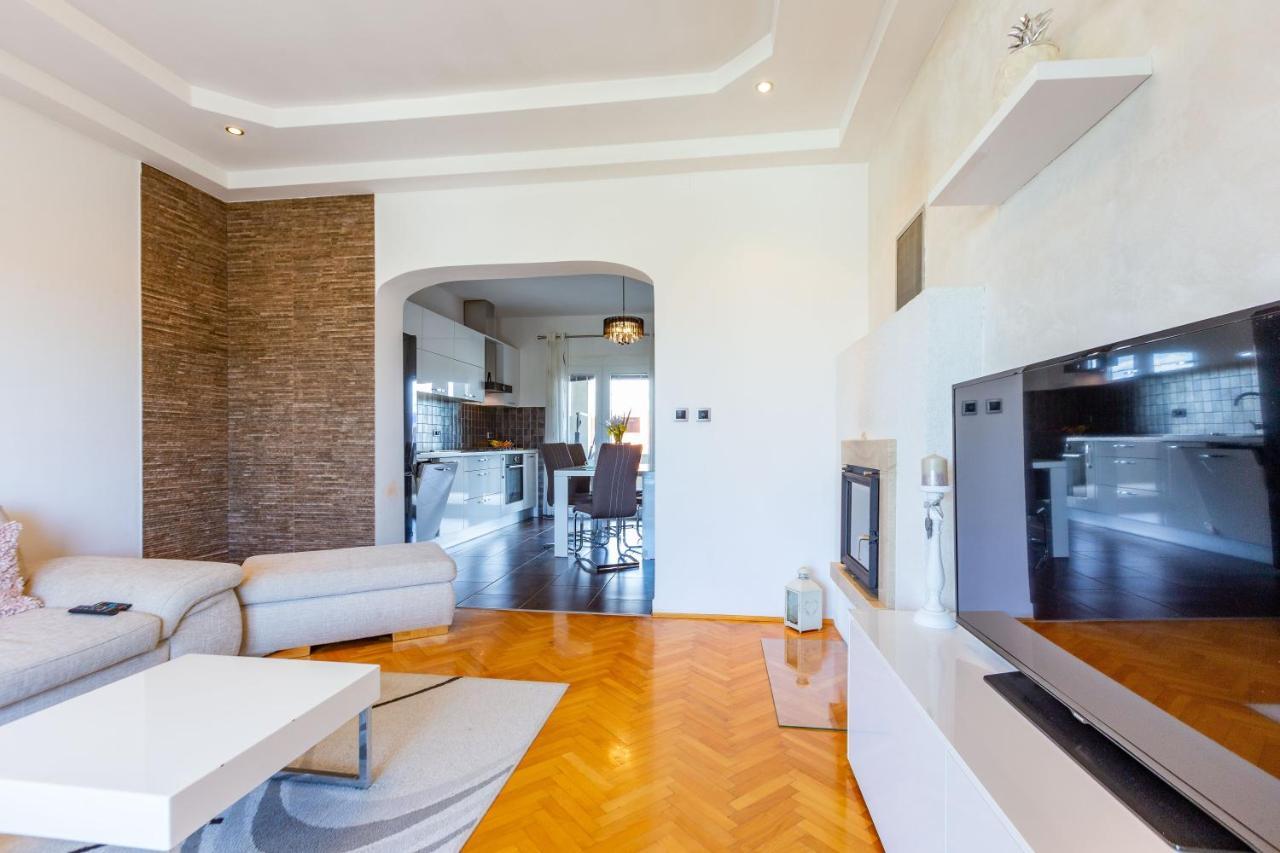 Rs Two Bedroom Apartment Sukošan Kültér fotó