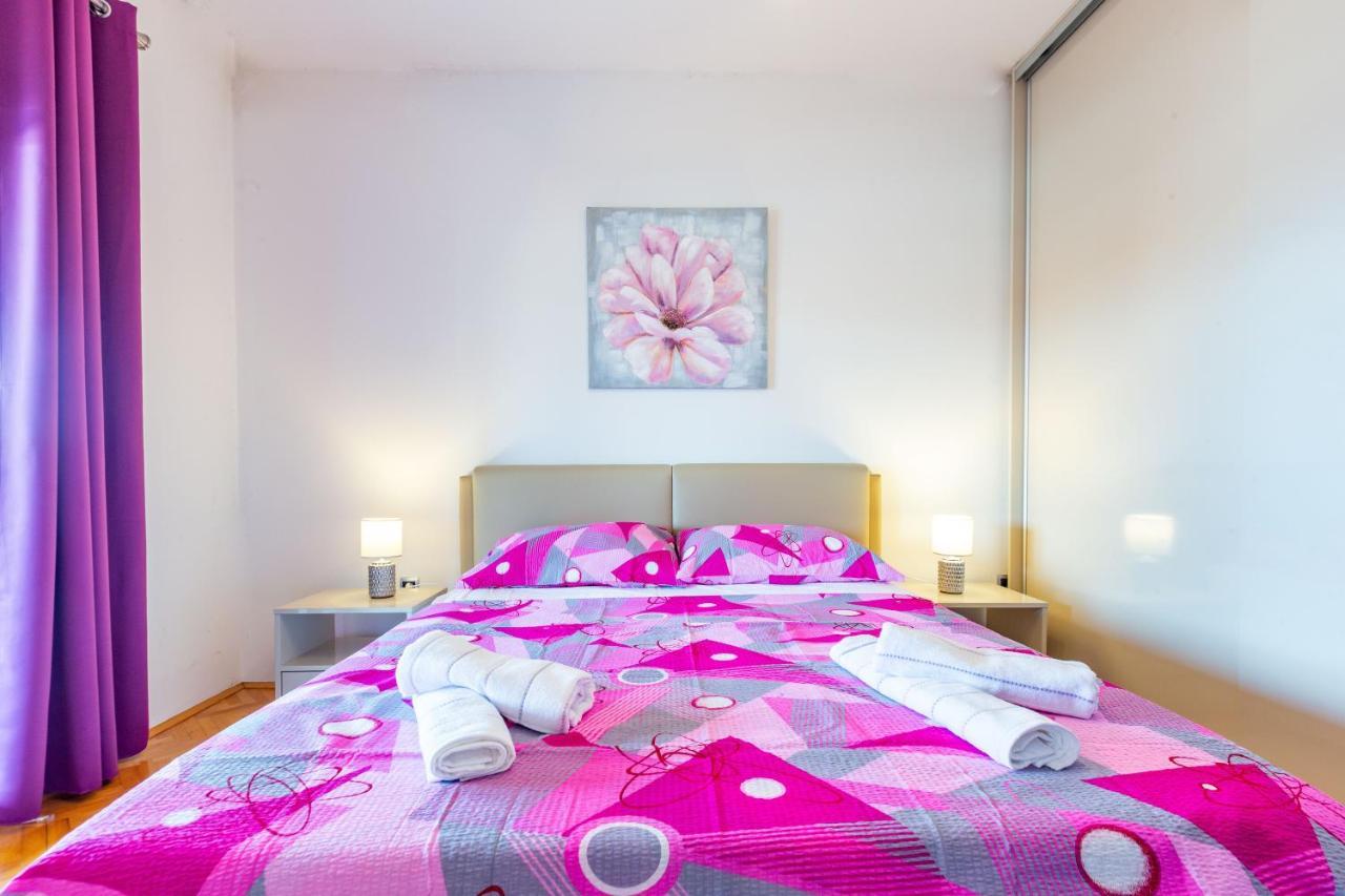 Rs Two Bedroom Apartment Sukošan Kültér fotó